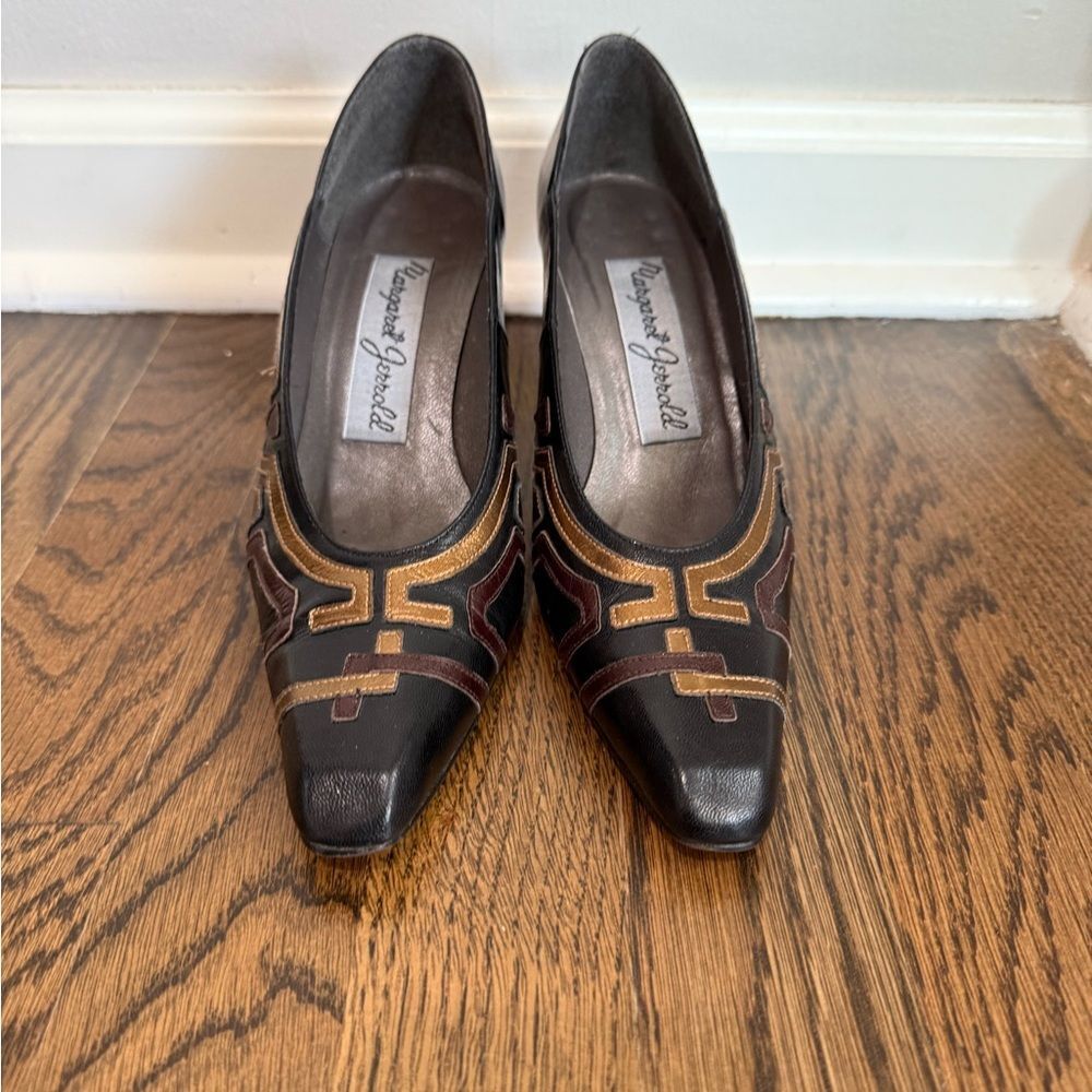 Vintage Margaret Jerrold leather pumps